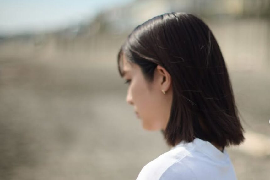 田村真子 後ろ姿