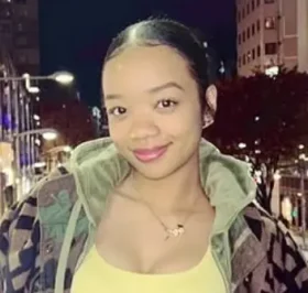 トヨミージャミラ